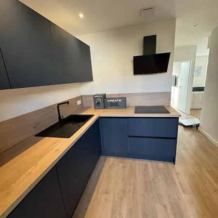 #301- Heart Of Vieil - Place Nationale-high-end Newly Renovated & Furnished *